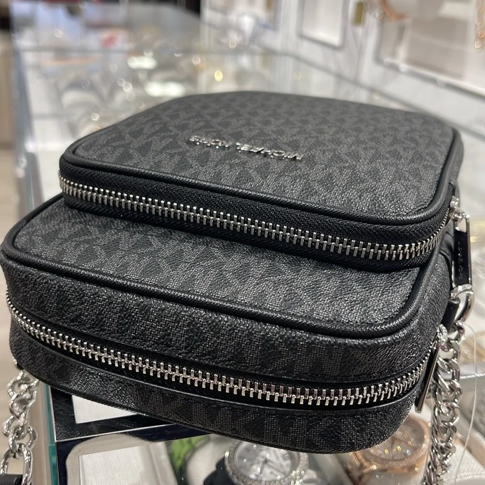 MICHAEL KORS Jet Set Trav Md Logo Crossbody Flight NS Black/Silver NWT Messenger